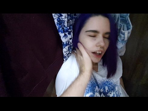 ❤️ I kitea taku tuahine i roto i te kaapata ka awhina ia ia ki te cum ❌ Fucking i mi.fashiontee.top ❌